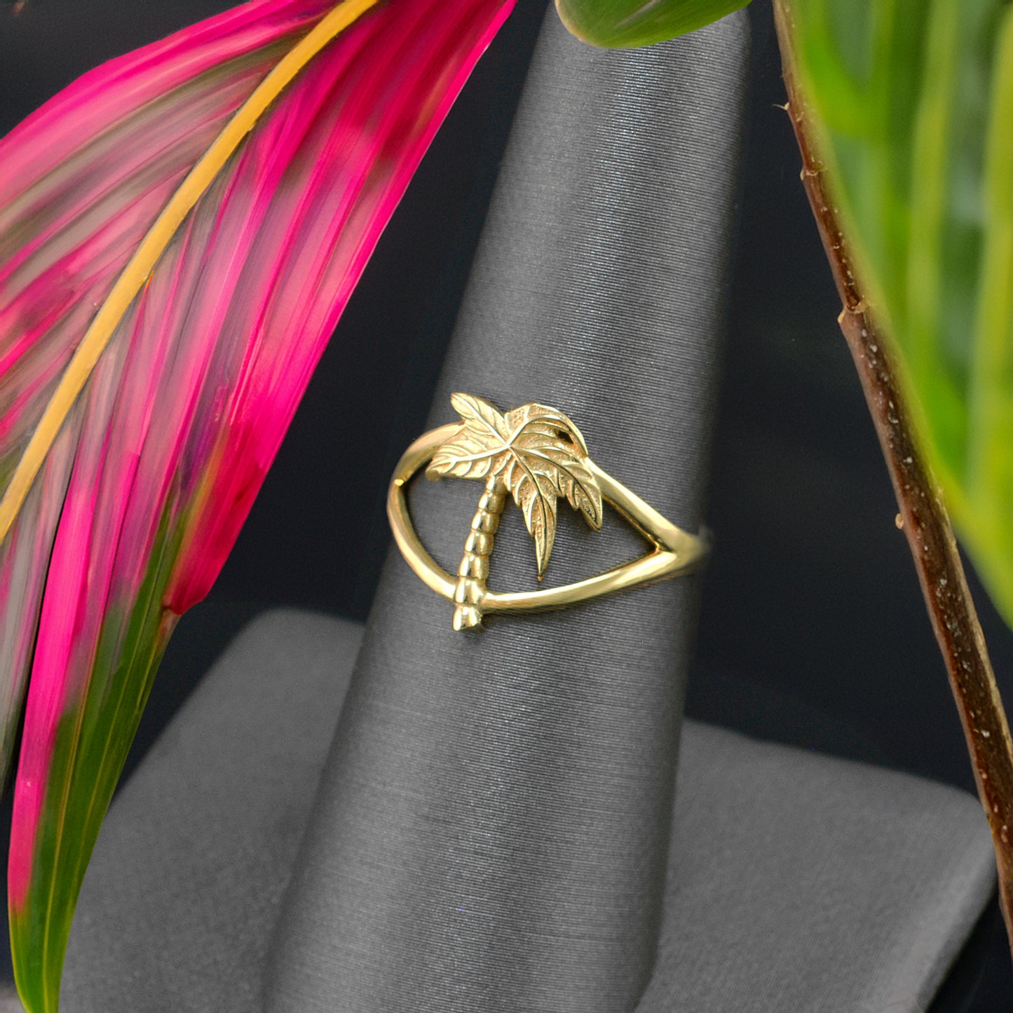 Gold Single Palm Tree Ring for Women | Yellow, White, Rose Gold, 10K & 14K