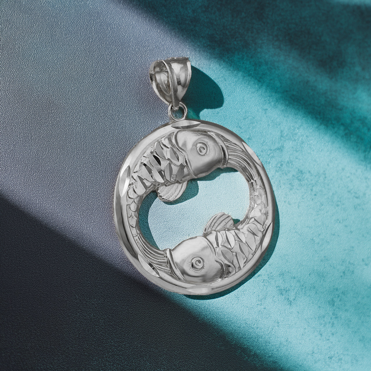 Sterling Silver Zodiac Sign Pendant Necklace Round Diamond-Cut Design 12 Astrology Signs