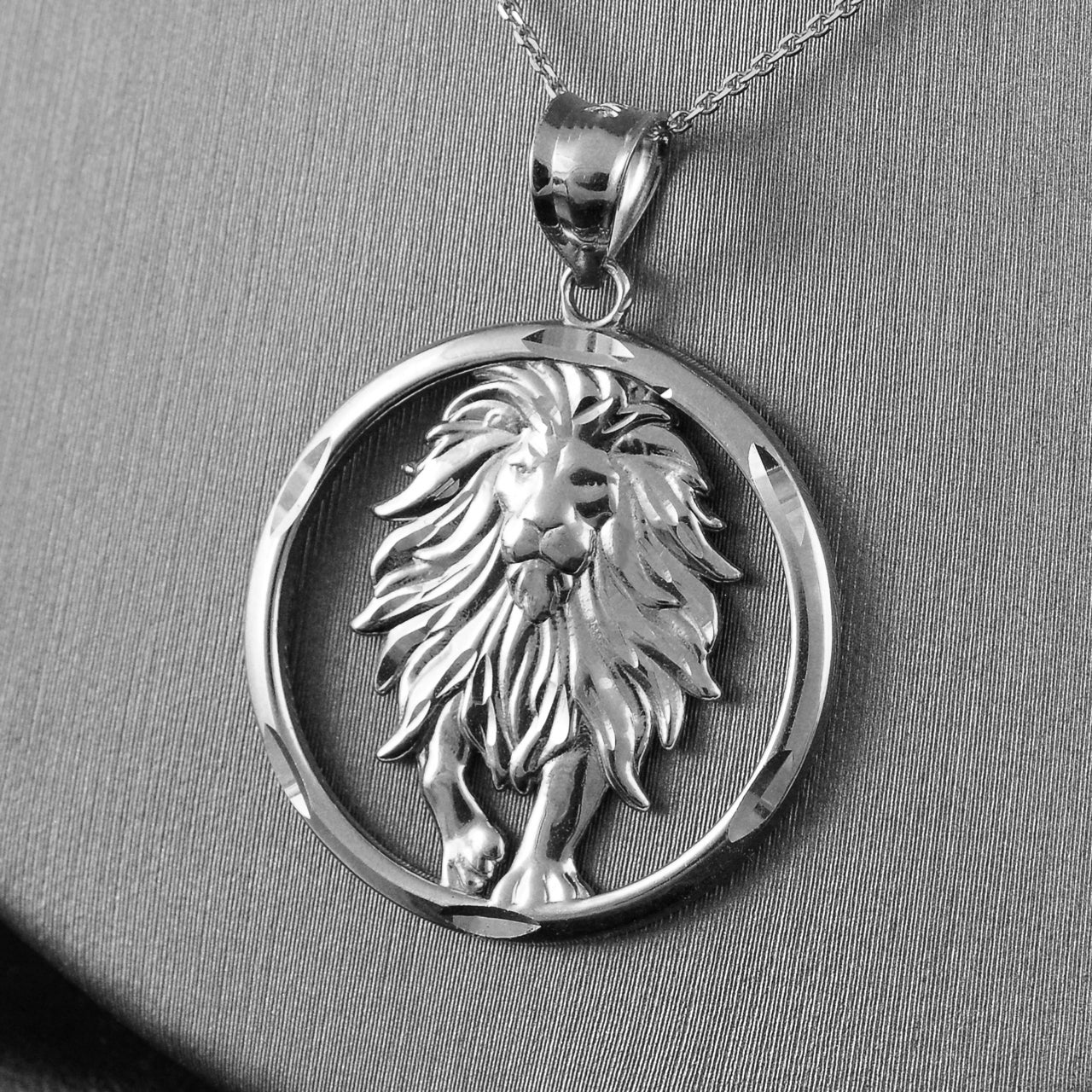 Sterling Silver Zodiac Sign Pendant Necklace Round Diamond-Cut Design 12 Astrology Signs
