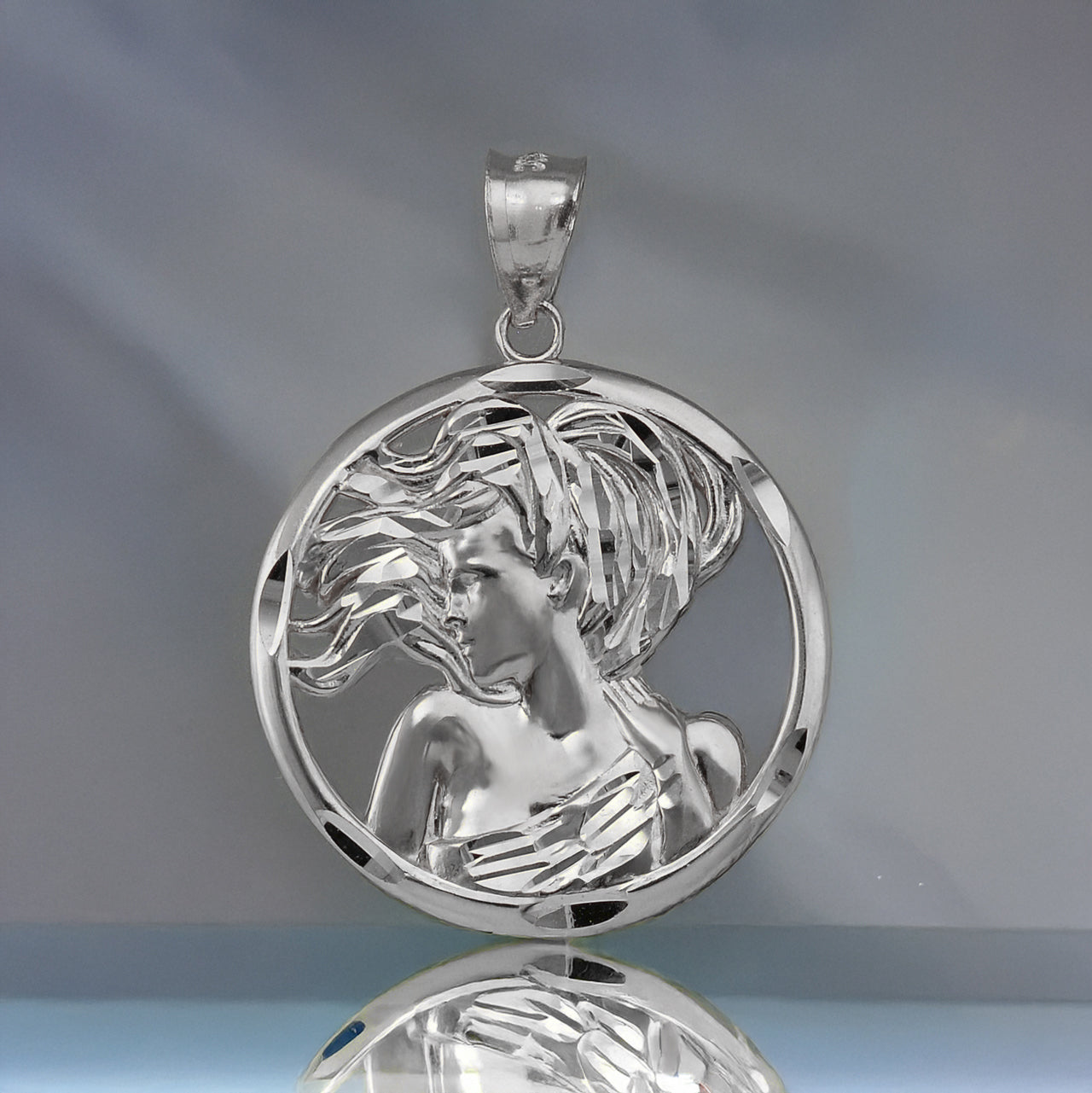 Sterling Silver Zodiac Sign Pendant Necklace Round Diamond-Cut Design 12 Astrology Signs