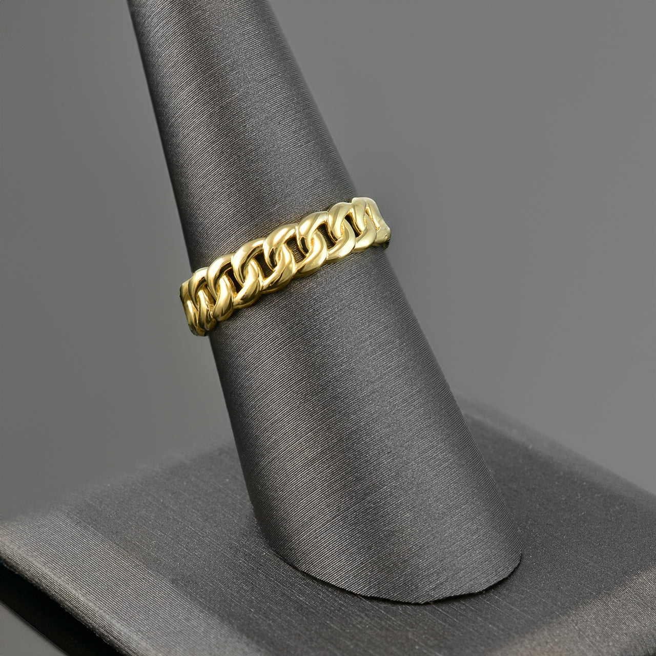 Elegant Gold Cuban Link Chain Unisex Ring