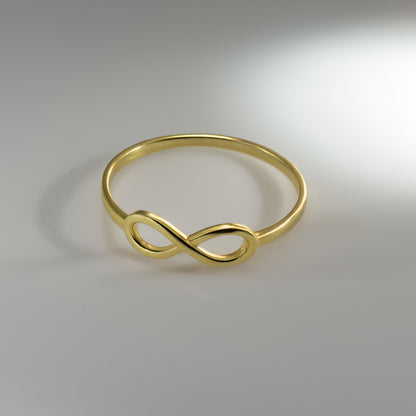 Elegant Gold Infinity Ring for Women Minimalist Chic Look in 10K or 14K Gold