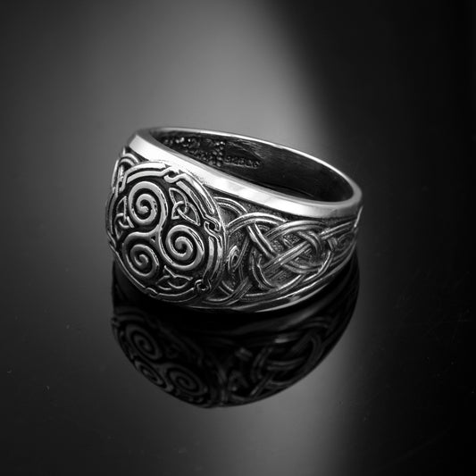 Sterling Silver Celtic Triskele Ring Karma Blingz